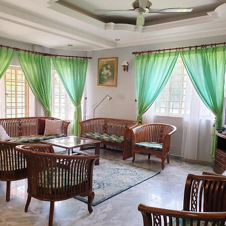 Lavender Impian Homestay Kajang Exterior foto