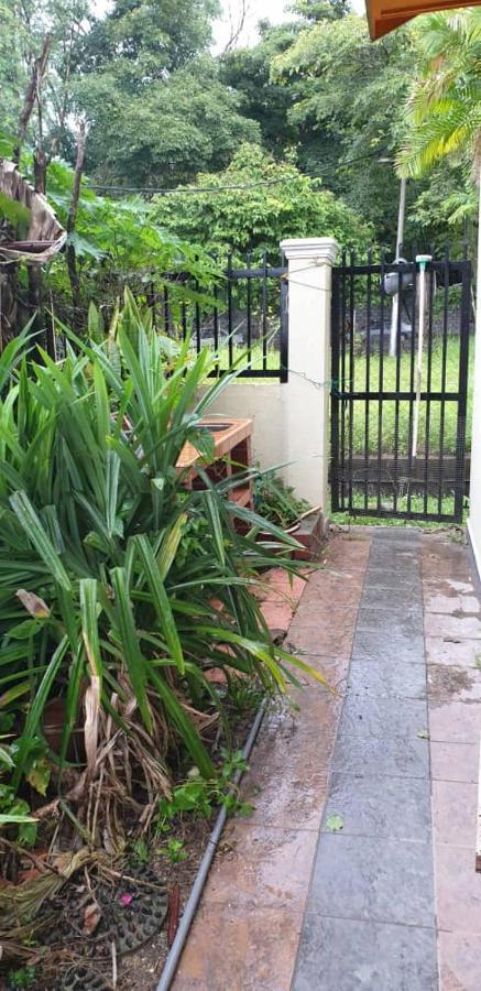 Lavender Impian Homestay Kajang Exterior foto