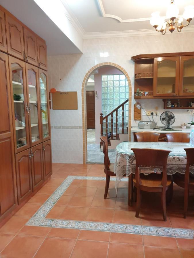 Lavender Impian Homestay Kajang Exterior foto